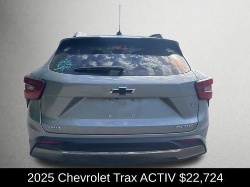 Sterling Gray Metallic 2025 Chevrolet Trax ACTIV
