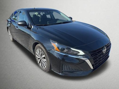 Black 2025 Nissan Altima SV