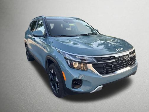 Blue 2025 Kia Seltos EX