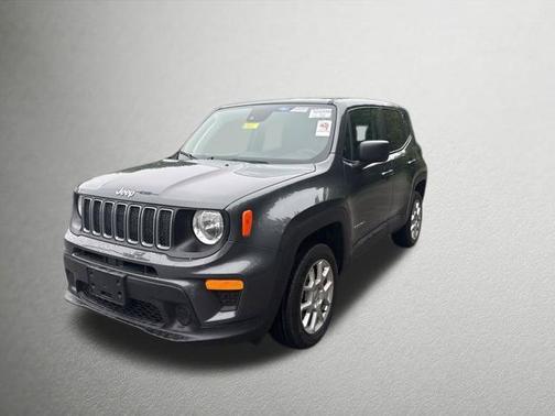 Graphite Gray 2023 Jeep Renegade Latitude