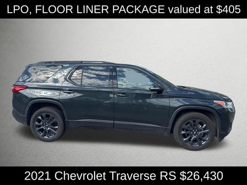 Graphite Metallic 2021 Chevrolet Traverse RS