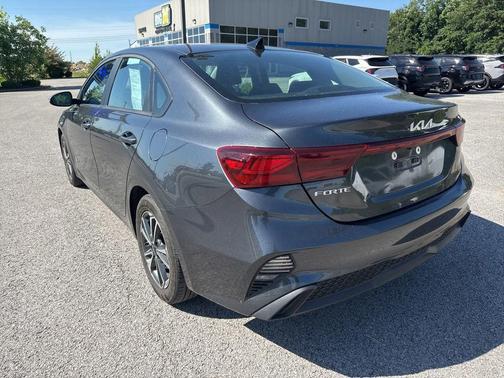 Gravity Gray 2024 Kia Forte LXS
