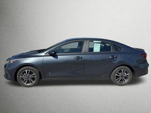 Gravity Gray 2024 Kia Forte LXS