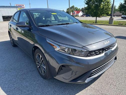 Gravity Gray 2024 Kia Forte LXS