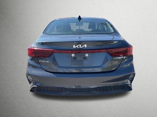 Gravity Gray 2024 Kia Forte LXS