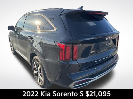 2022 Kia Sorento S