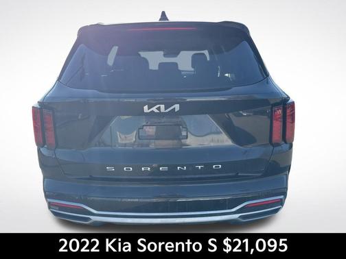 2022 Kia Sorento S