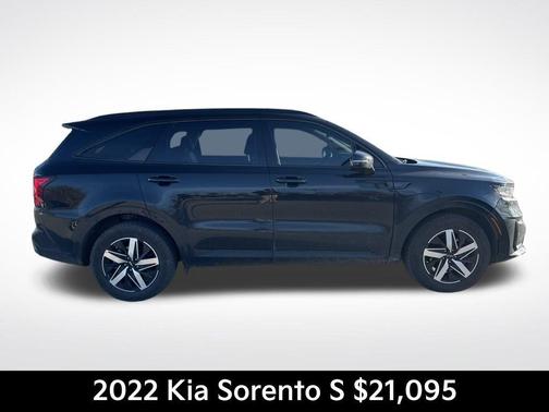 2022 Kia Sorento S