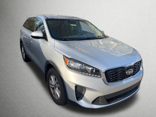 Sparkling Silver 2019 Kia Sorento L