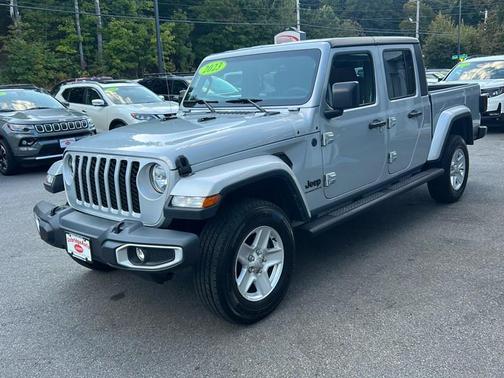 2023 Jeep Gladiator Sport S