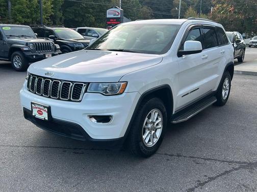 2019 Jeep Grand Cherokee Laredo