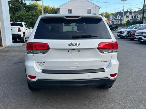 2019 Jeep Grand Cherokee Laredo