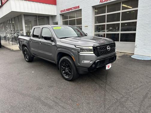2023 Nissan Frontier SV