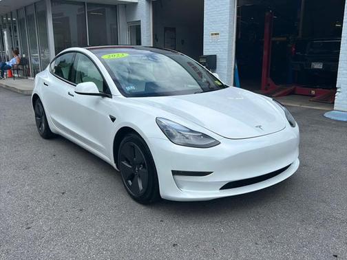 2023 Tesla Model 3 Standard Range