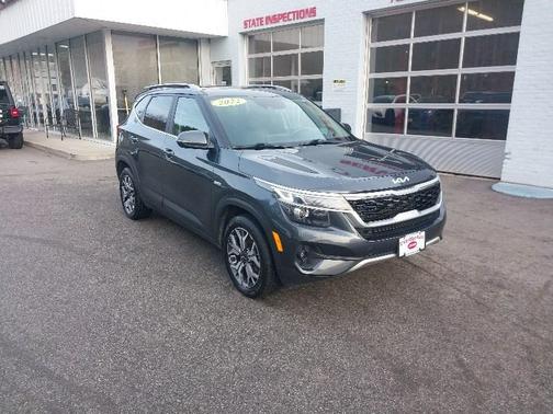 2022 Kia Seltos EX