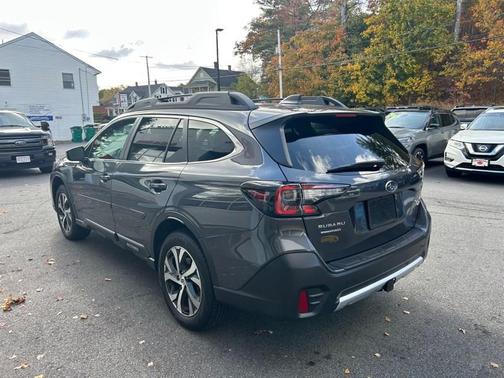 2022 Subaru Outback Limited XT