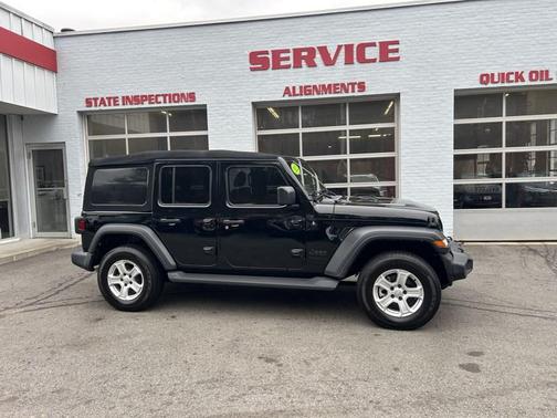 2022 Jeep Wrangler Unlimited Sport