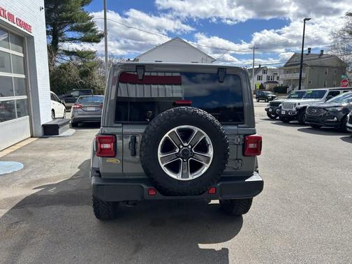 2021 Jeep Wrangler Unlimited Sahara
