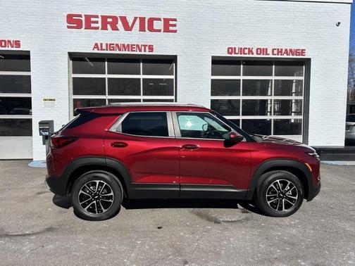 Crimson Metallic 2025 Chevrolet Trailblazer LT