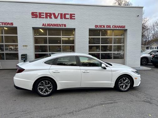 2021 Hyundai SONATA SEL