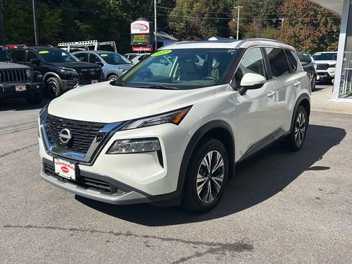 2022 Nissan Rogue SV