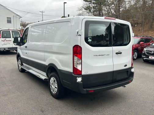 2022 Ford Transit-250 Base