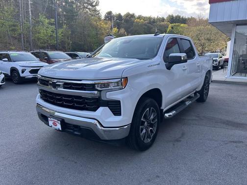 Summit White 2024 Chevrolet Silverado 1500 LT