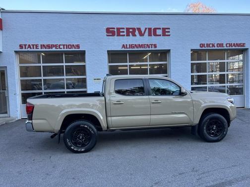 2020 Toyota Tacoma SR5