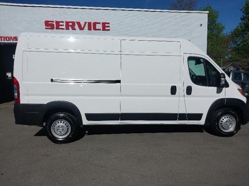 2024 RAM ProMaster 2500 Tradesman