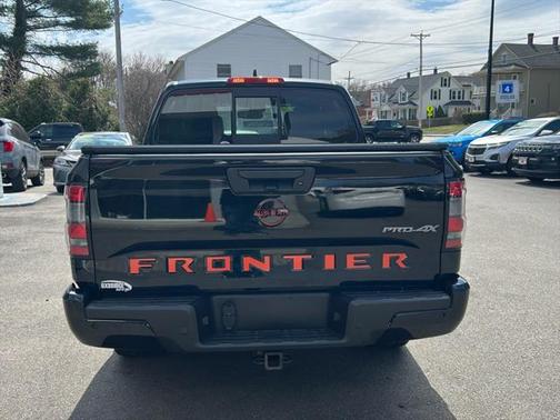 2022 Nissan Frontier PRO-4X