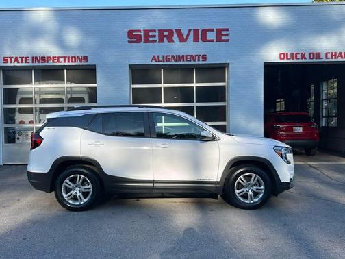 2023 GMC Terrain SLE