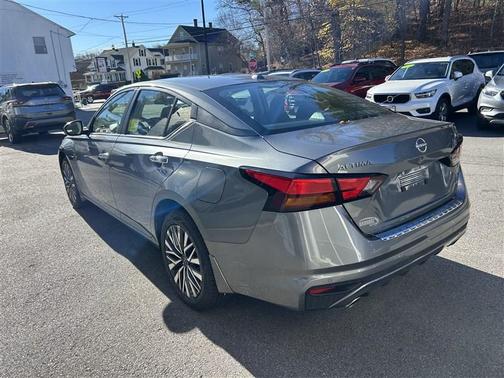 2022 Nissan Altima 2.5 SL