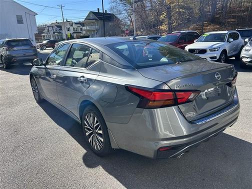 2022 Nissan Altima 2.5 SL