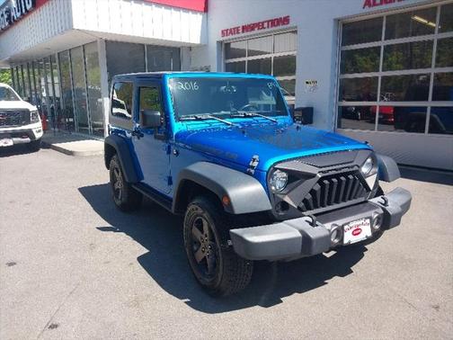 2016 Jeep Wrangler Sport