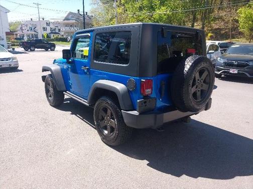 2016 Jeep Wrangler Sport