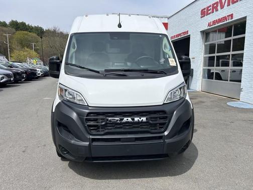 Bright White Clearcoat 2024 RAM ProMaster 2500 Tradesman