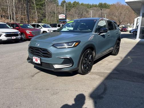 Urban Gray Pearl 2025 Honda HR-V AWD Sport