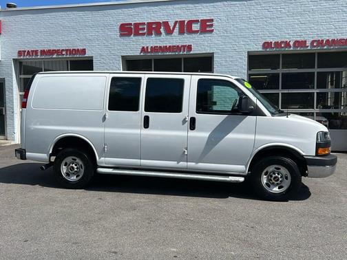 2024 GMC Savana 2500 Work Van