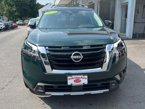 2023 Nissan Pathfinder SL 4WD