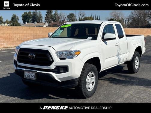 2022 Toyota Tacoma SR