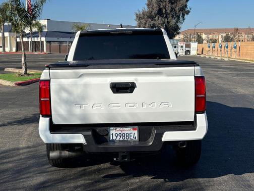 2025 Toyota Tacoma SR5