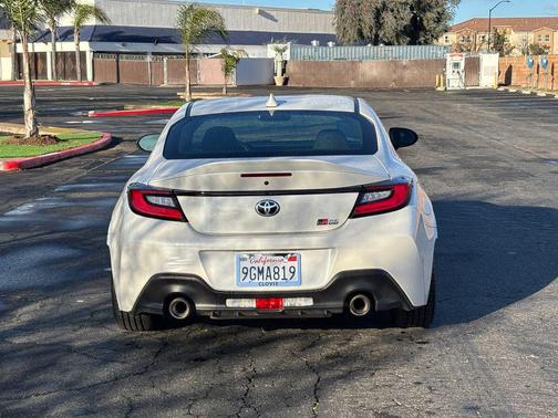 2023 Toyota GR86 Premium