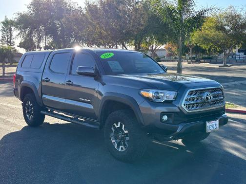 Magnetic Gray Metallic 2016 Toyota Tacoma TRD Off Road