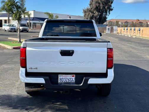 2025 Toyota Tacoma SR5