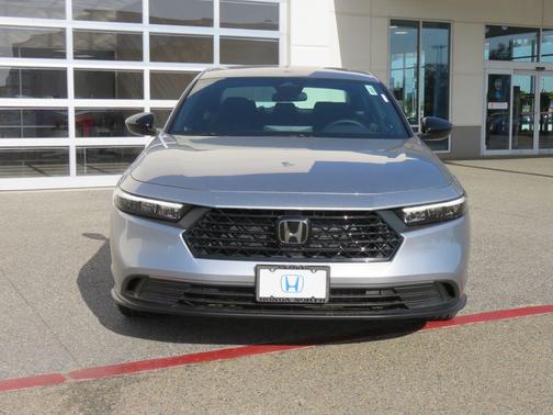 2025 Honda Accord Hybrid Base