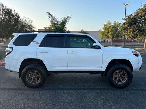 2023 Toyota 4Runner TRD Off Road Premium