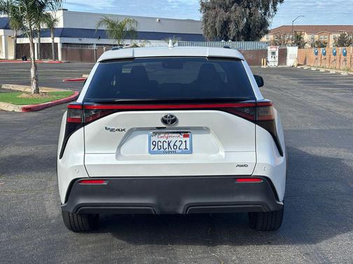 2023 Toyota bZ4X XLE