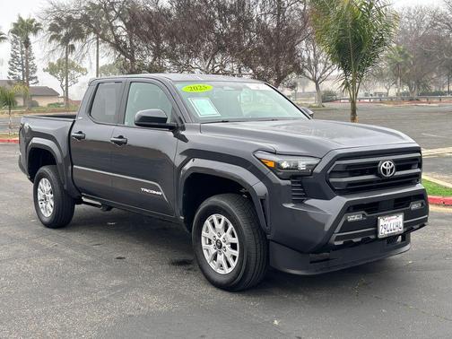 2025 Toyota Tacoma SR5