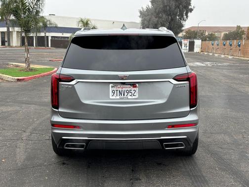 2025 Cadillac XT6 Luxury FWD