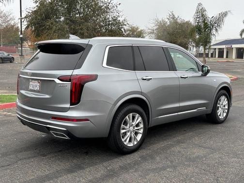 2025 Cadillac XT6 Luxury FWD
